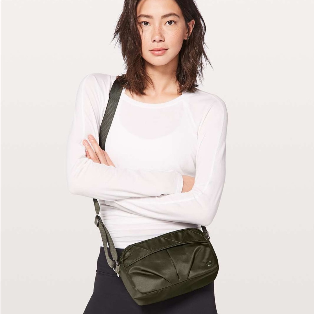 Lululemon Crossbody💚